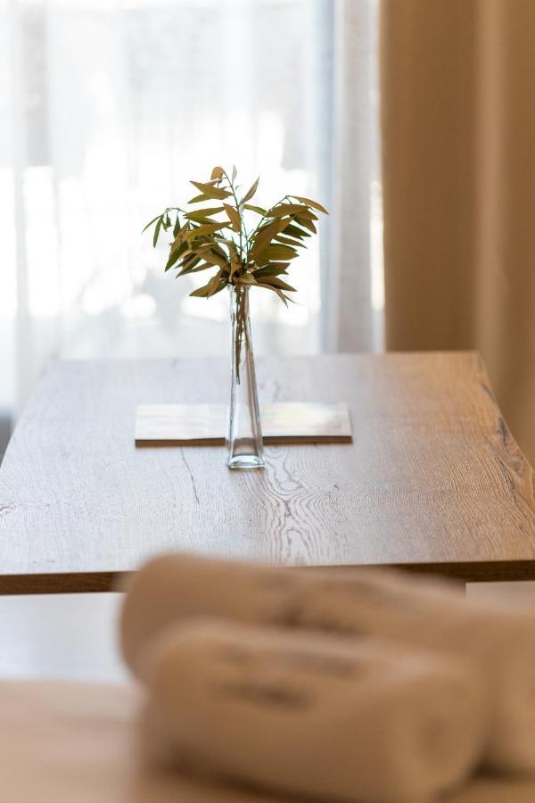 La Boheme Suites 斯卡拉伯塔麦斯 外观 照片